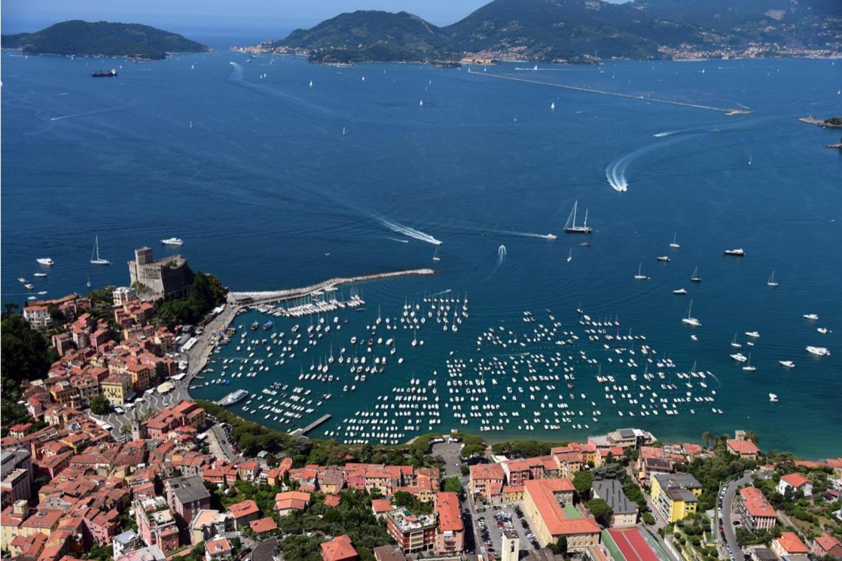Casa Norb Lerici - With Private Parking Lejlighed Eksteriør billede
