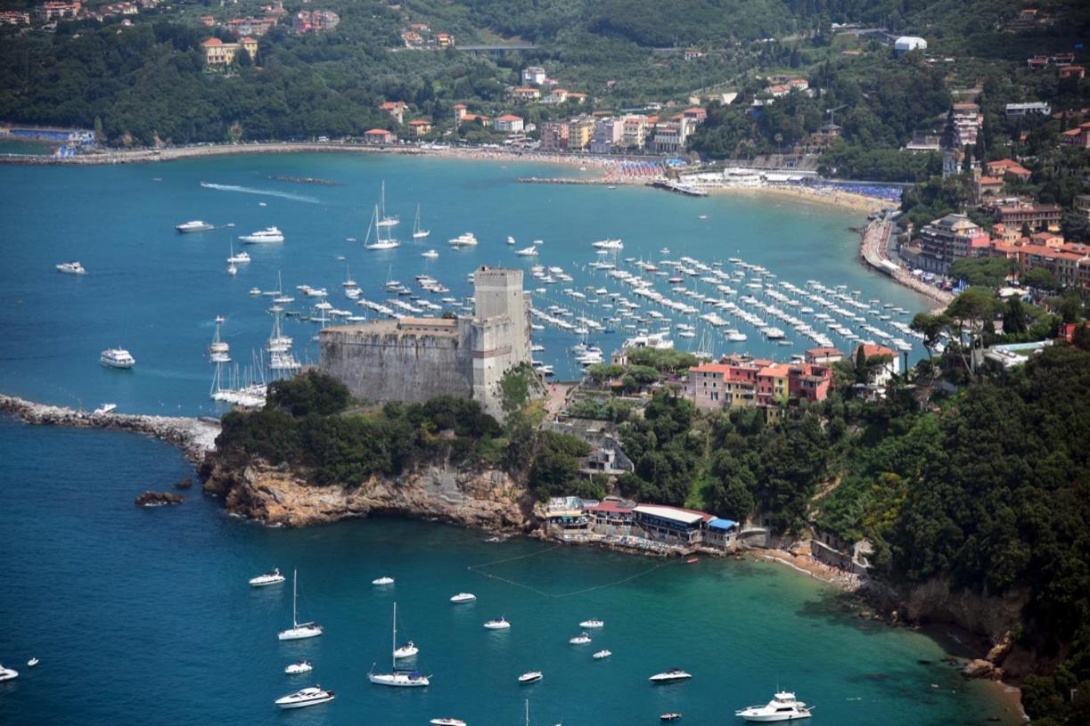 Casa Norb Lerici - With Private Parking Lejlighed Eksteriør billede